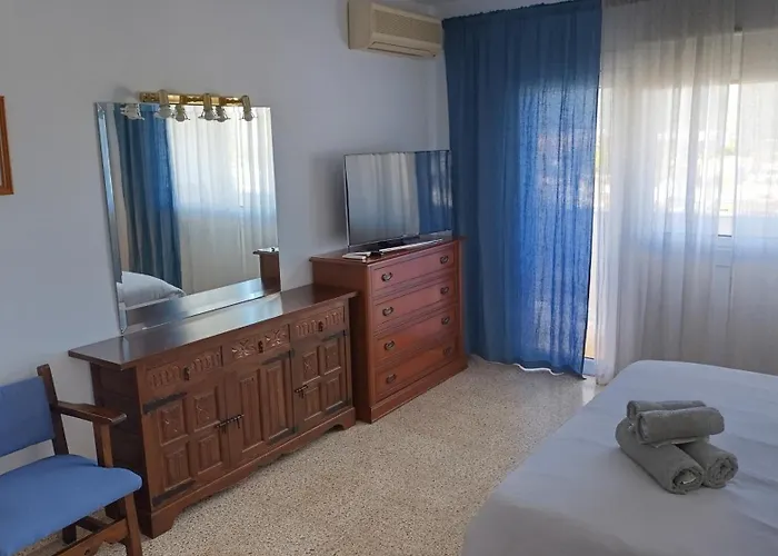 Mountain View Apartment In Port Alcudia
