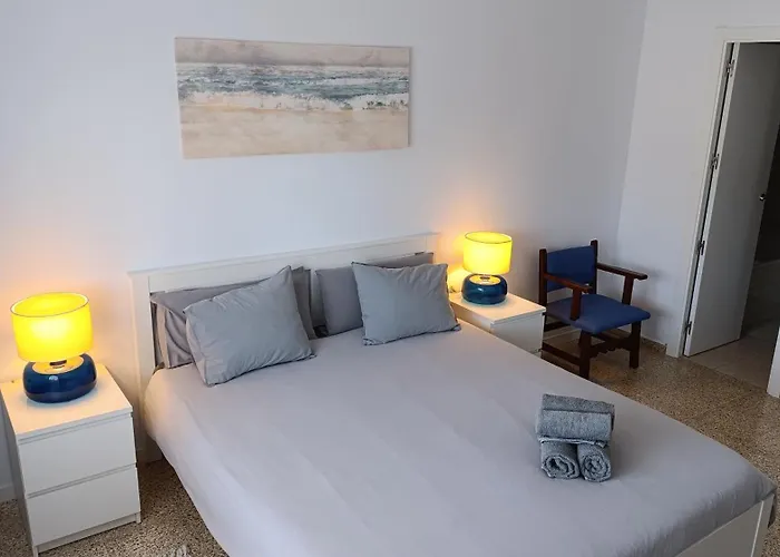 Mountain View Apartment In Port Alcudia